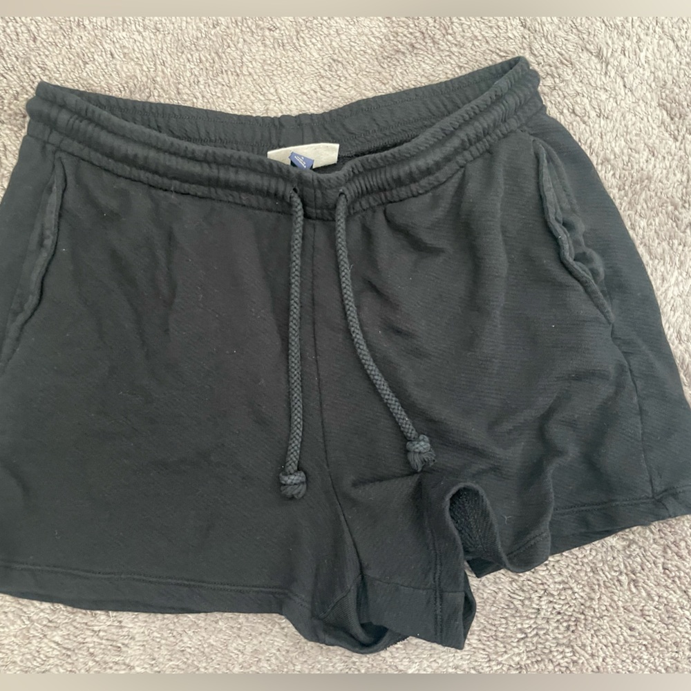 Universal Thread - Women’s Black Shorts with Elastic Waistband